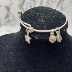 Chic Silver Charm Bracelet with Pendants